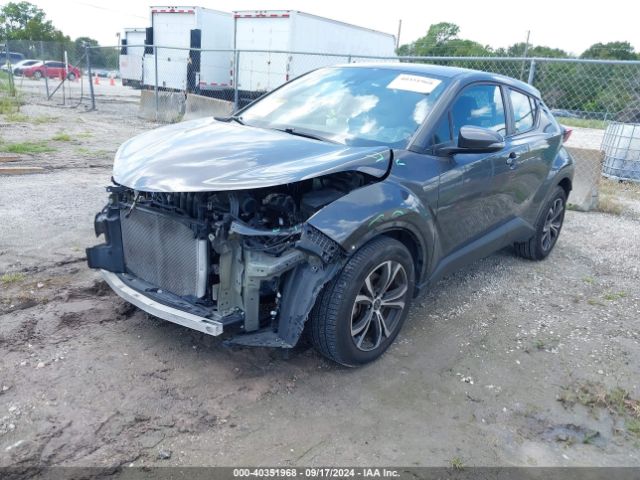 NMTKHMBX2MR127059 Toyota C-HR LE