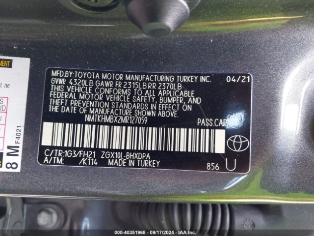 NMTKHMBX2MR127059 Toyota C-HR LE