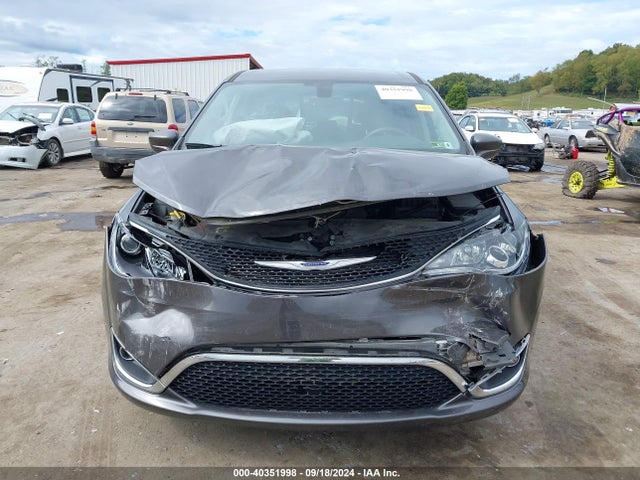 2C4RC1FG8KR666556 Chrysler Pacifica Touring Plus