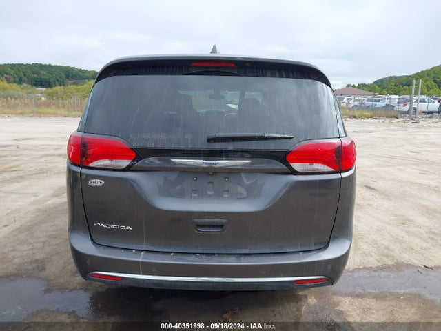 2C4RC1FG8KR666556 Chrysler Pacifica Touring Plus