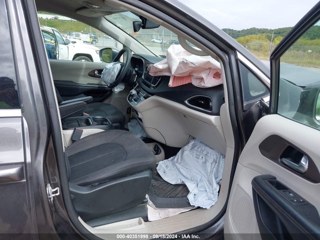 Chrysler Pacifica Touring Plus 2019 2C4RC1FG8KR666556 Image 5