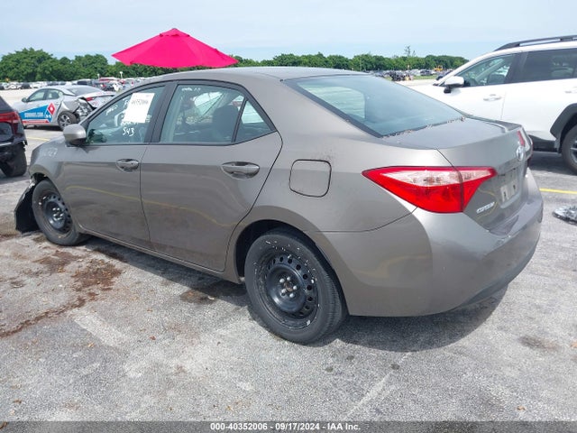 Toyota COROLLA LE 2019 5YFBURHE7KP902364 Image 3