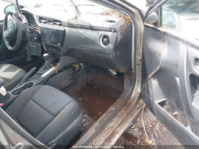 Toyota COROLLA LE 2019 5YFBURHE7KP902364 Image 5