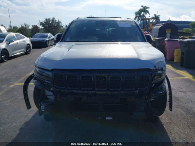 1C4SJSFP6RS132641 Jeep Grand Wagoneer L Series Ii 4x4