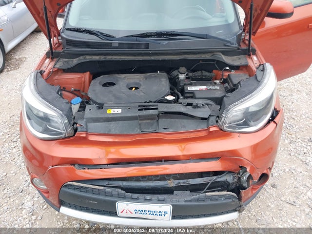 KIA SOUL + 2018 KNDJP3A59J7568221 Image 10
