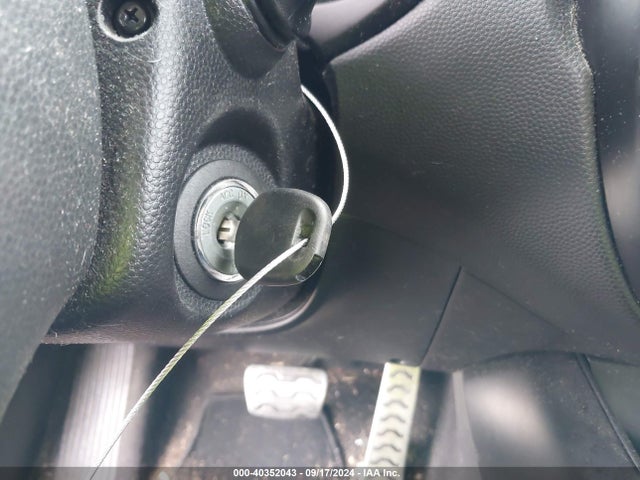 KIA SOUL + 2018 KNDJP3A59J7568221 Image 11