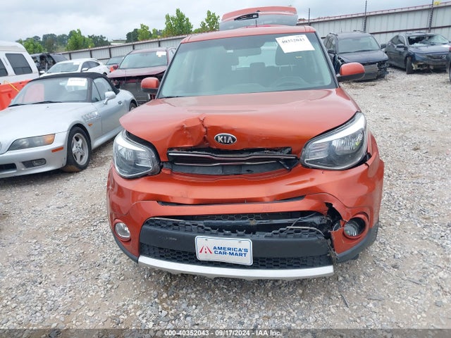 KIA SOUL + 2018 KNDJP3A59J7568221 Image 13