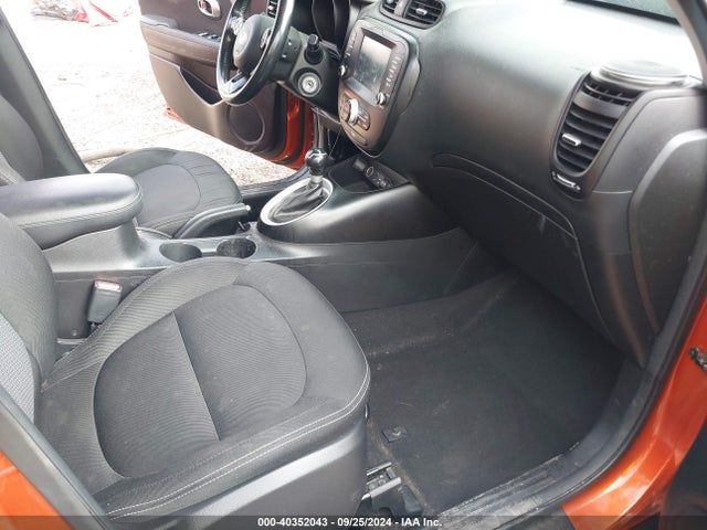 KIA SOUL + 2018 KNDJP3A59J7568221 Image 5