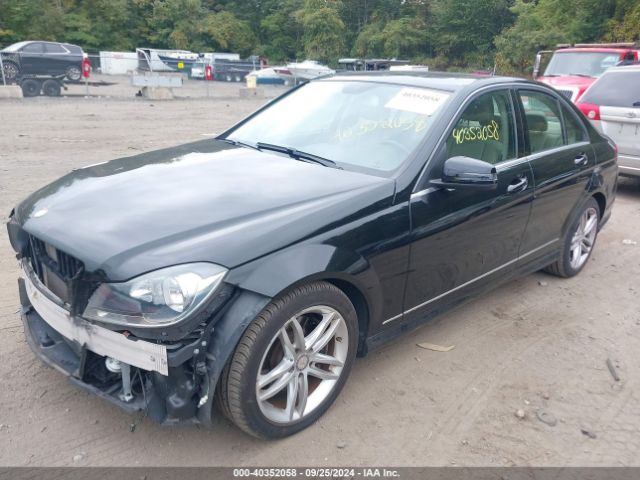 WDDGF8AB7EA931162 Mercedes-Benz C 300 Luxury 4matic/sport 4matic
