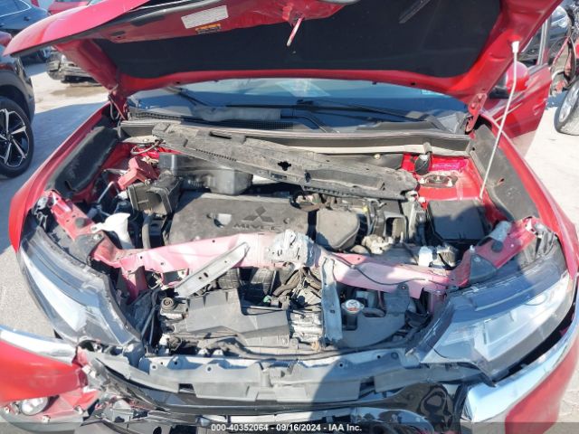 JA4AZ3A35JZ037749 Mitsubishi Outlander Se