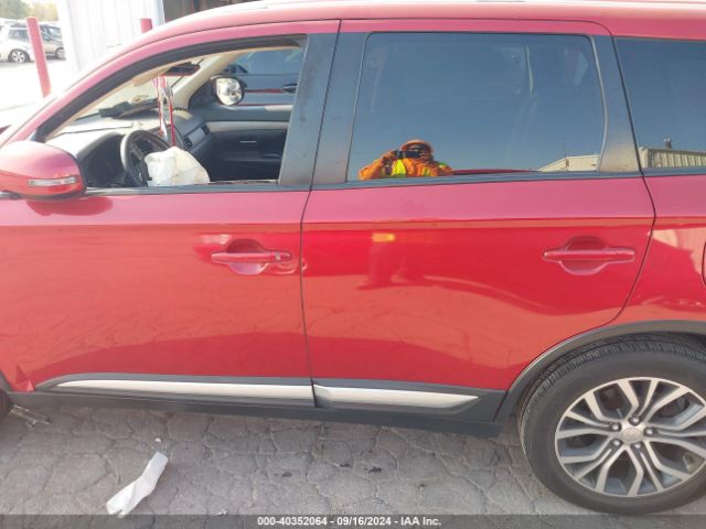 JA4AZ3A35JZ037749 Mitsubishi Outlander Se