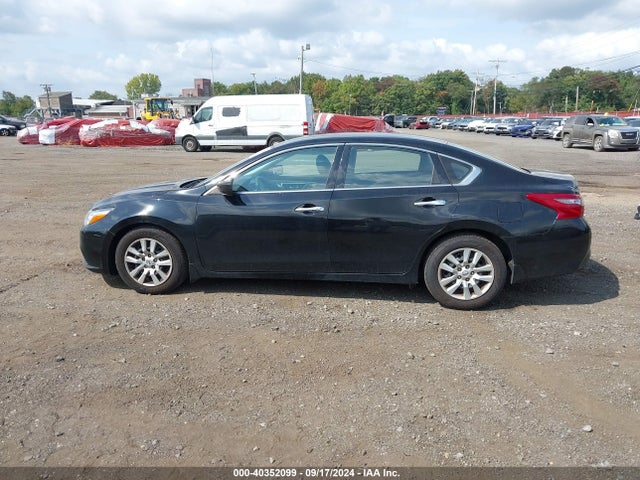 Nissan Altima 2.5 S 2018 1N4AL3APXJC298913 Image 14