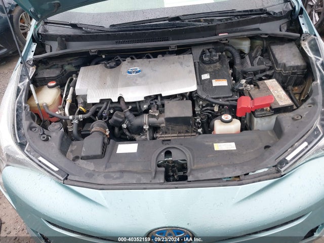 Toyota Prius Two Eco 2018 JTDKARFU3J3067082 Image 10