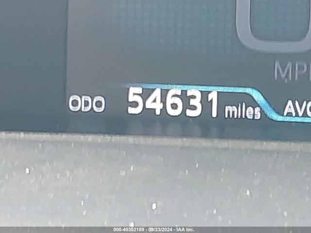Toyota Prius Two Eco 2018 JTDKARFU3J3067082 Image 15