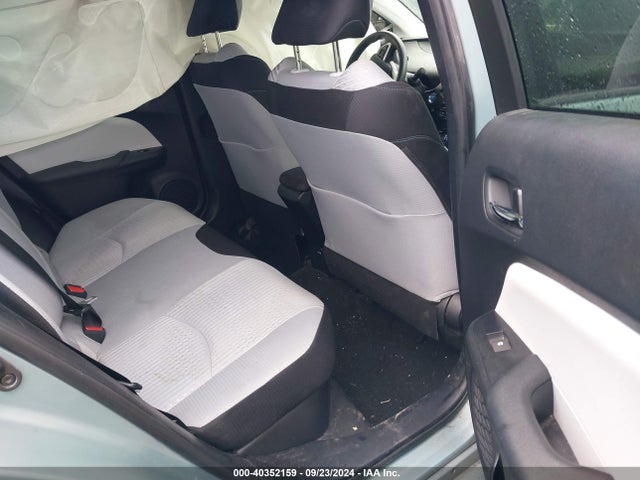Toyota Prius Two Eco 2018 JTDKARFU3J3067082 Image 8