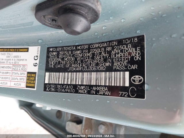 Toyota Prius Two Eco 2018 JTDKARFU3J3067082 Image 9