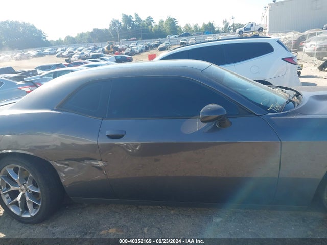 2C3CDZJG2NH211371 Dodge Challenger Gt