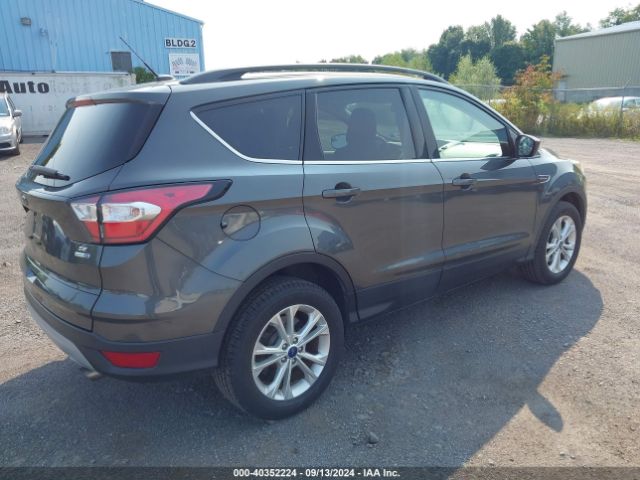 1FMCU9GD8JUA74111 Ford ESCAPE SE