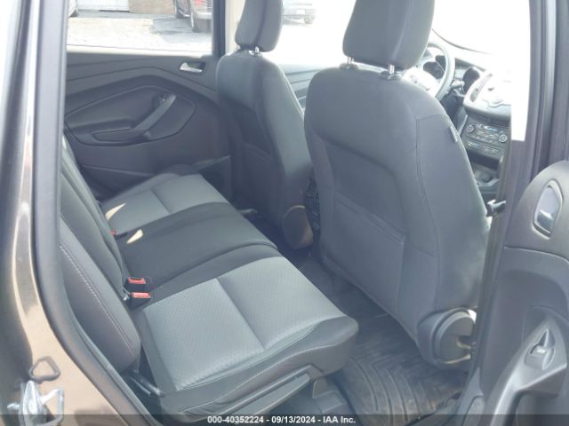 1FMCU9GD8JUA74111 Ford ESCAPE SE