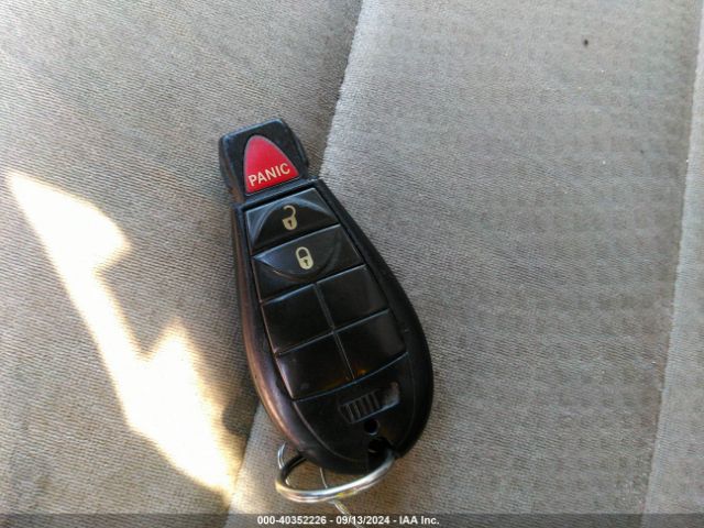 2C4RDGBG1ER152011 Dodge Grand Caravan Se