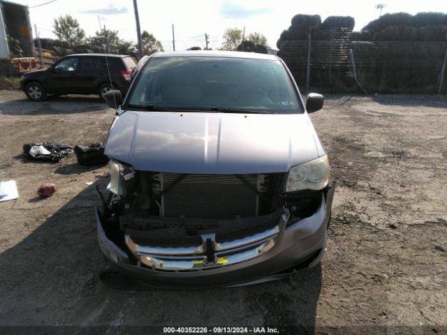 2C4RDGBG1ER152011 Dodge Grand Caravan Se