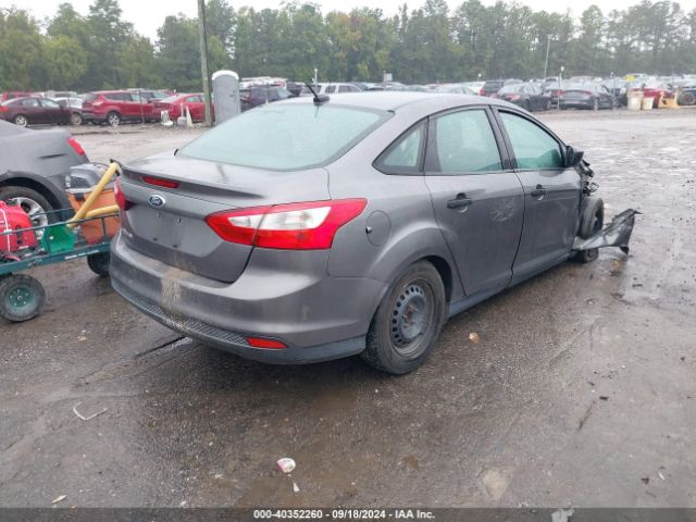 1FADP3E20EL302067 Ford FOCUS S