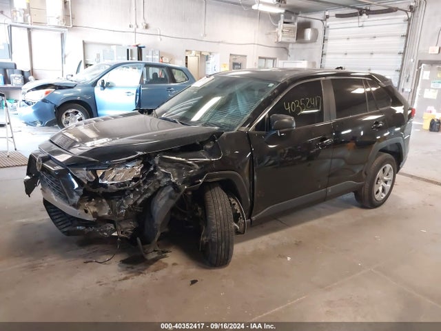 Toyota RAV4 LE 2022 2T3F1RFVXNC287785 Image 2