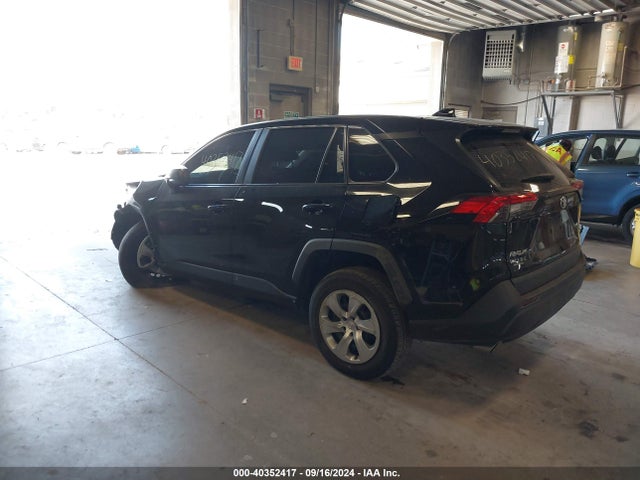 Toyota RAV4 LE 2022 2T3F1RFVXNC287785 Image 3