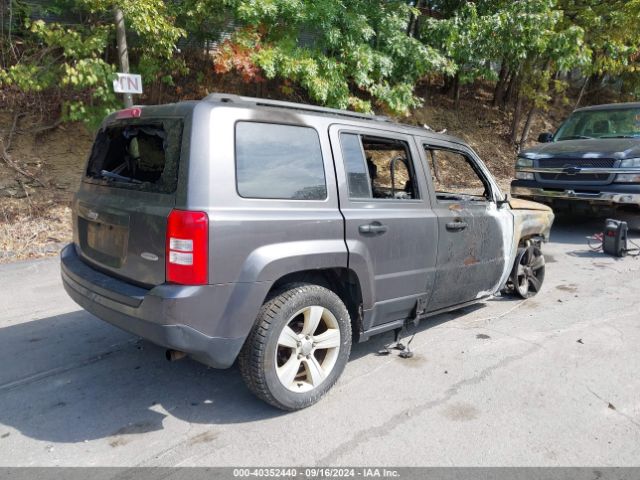 1C4NJRFB1GD718417 Jeep Patriot Latitude