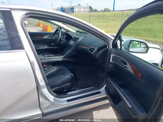3LN6L2G95GR622391 Lincoln MKZ