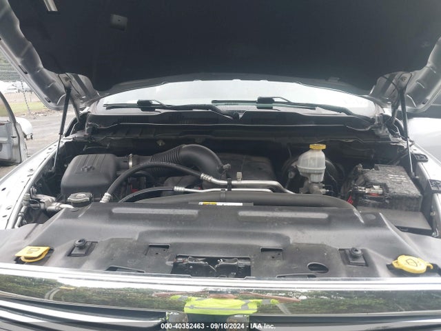 3C6RR7LT5JG227118 RAM 1500 Big Horn  4x4 5'7 Box