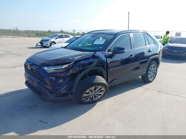 2T3C1RFV0NW210876 Toyota Rav4 Xle Premium