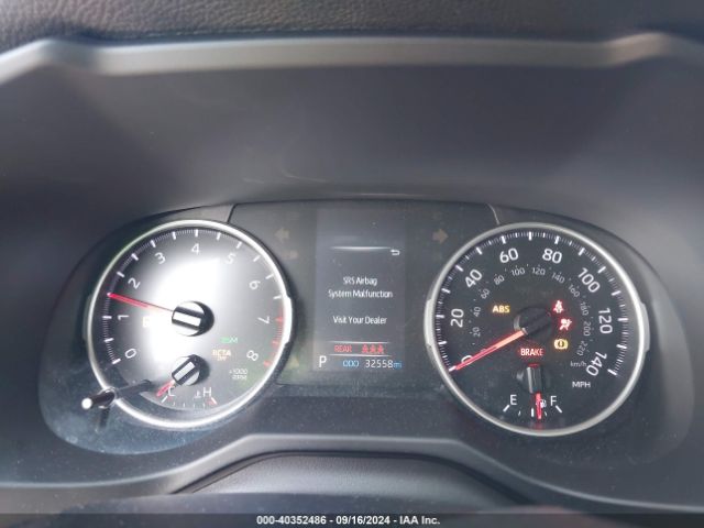 2T3C1RFV0NW210876 Toyota Rav4 Xle Premium