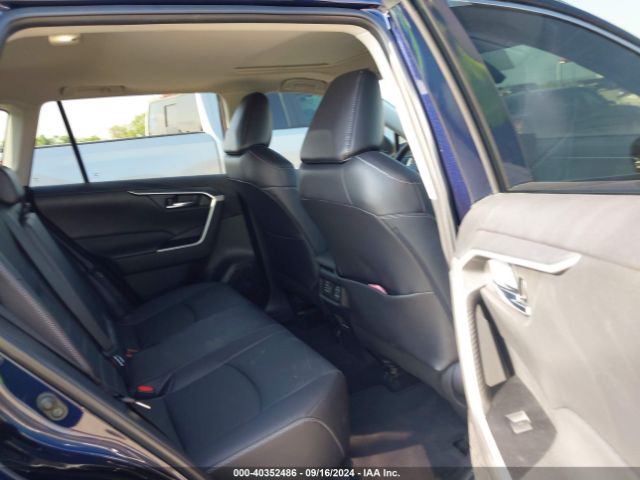 2T3C1RFV0NW210876 Toyota Rav4 Xle Premium