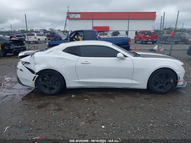 Chevrolet Camaro 1lt 2017 1G1FB1RX0H0160264 Image 13