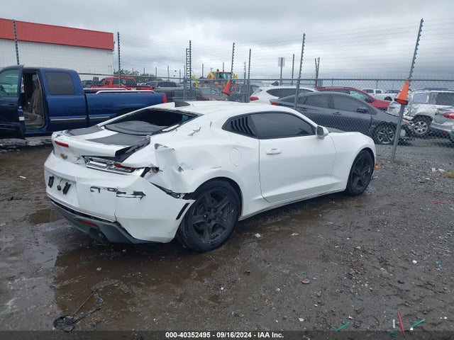 Chevrolet Camaro 1lt 2017 1G1FB1RX0H0160264 Image 4