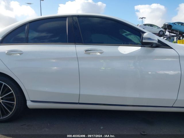 W1KWF8DB2MR621315 Mercedes-Benz C 300 Sedan