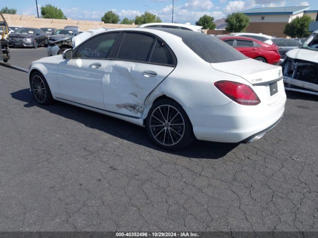 W1KWF8DB2MR621315 Mercedes-Benz C 300 Sedan