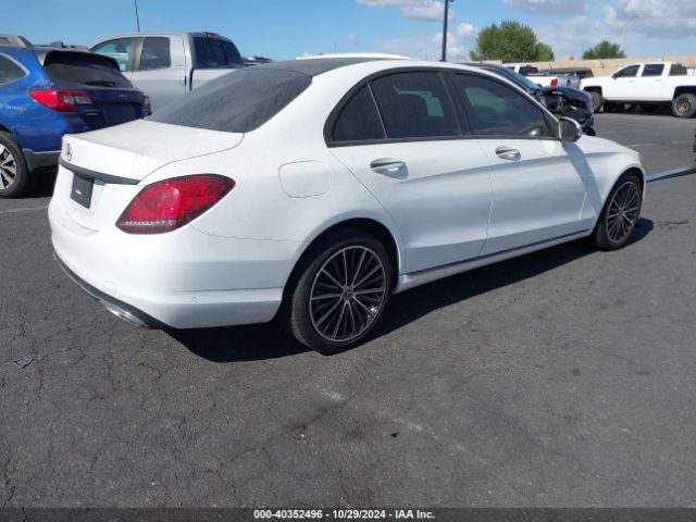 W1KWF8DB2MR621315 Mercedes-Benz C 300 Sedan