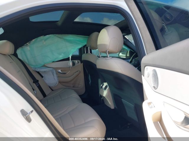 W1KWF8DB2MR621315 Mercedes-Benz C 300 Sedan