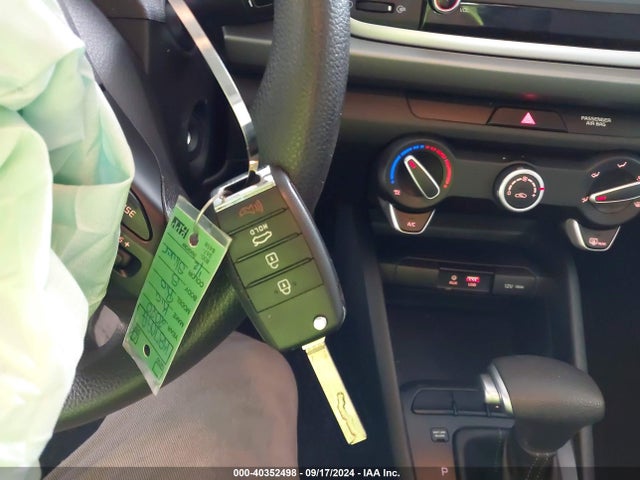 KIA RIO S 2020 3KPA24AD5LE322393 Image 11