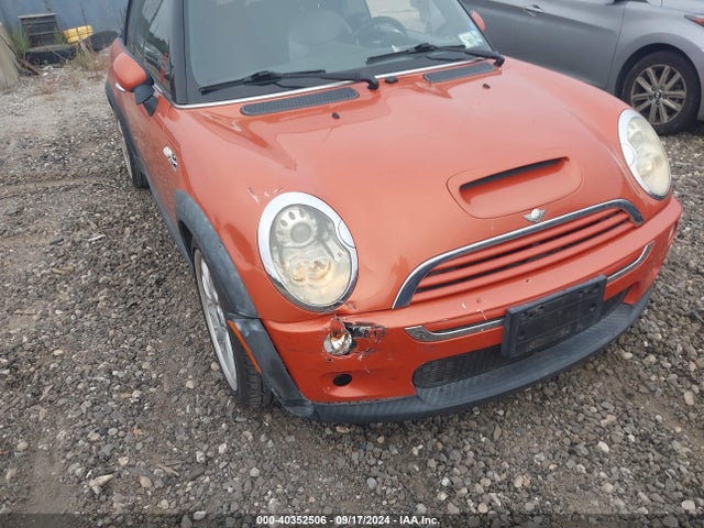 2005 MINI COOPER S WMWRH33515TK55610 Photo 5
