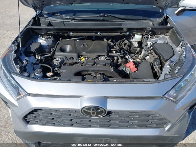 Toyota Rav4 Xle 2019 JTMW1RFV2KD015691 Image 10