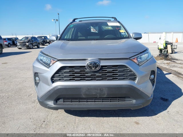 Toyota Rav4 Xle 2019 JTMW1RFV2KD015691 Image 13