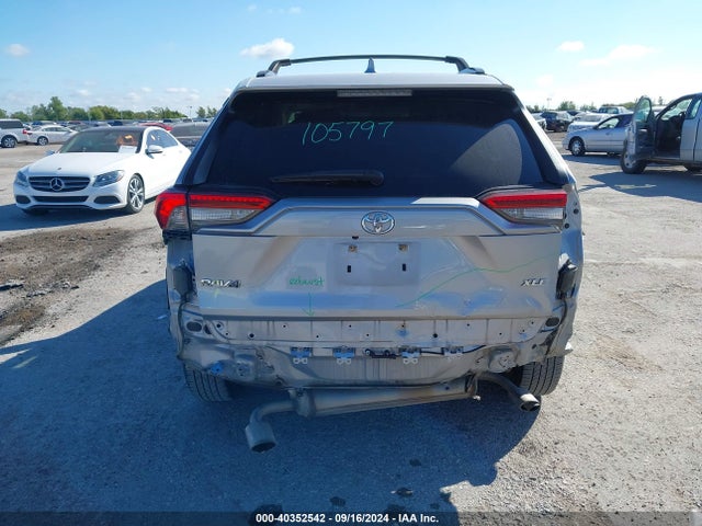 Toyota Rav4 Xle 2019 JTMW1RFV2KD015691 Image 6