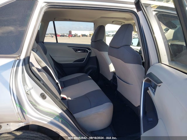 Toyota Rav4 Xle 2019 JTMW1RFV2KD015691 Image 8