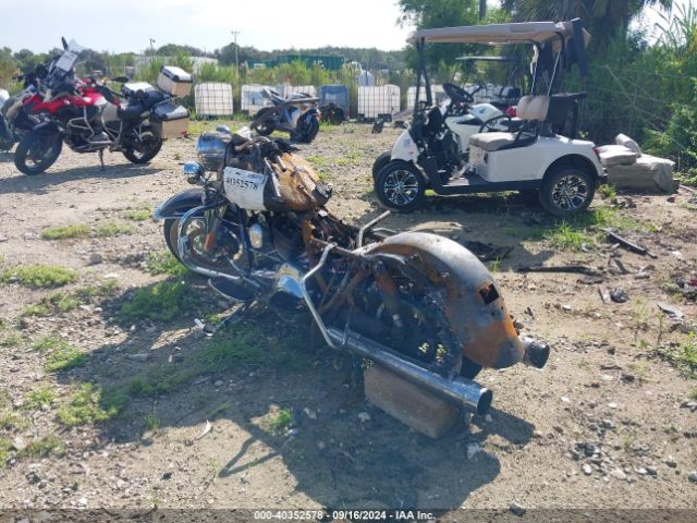 2016 HARLEY-DAVIDSON FLHR 1HD1FBM19GB669298 Photo 2