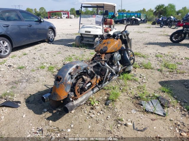 2016 HARLEY-DAVIDSON FLHR 1HD1FBM19GB669298 Photo 3
