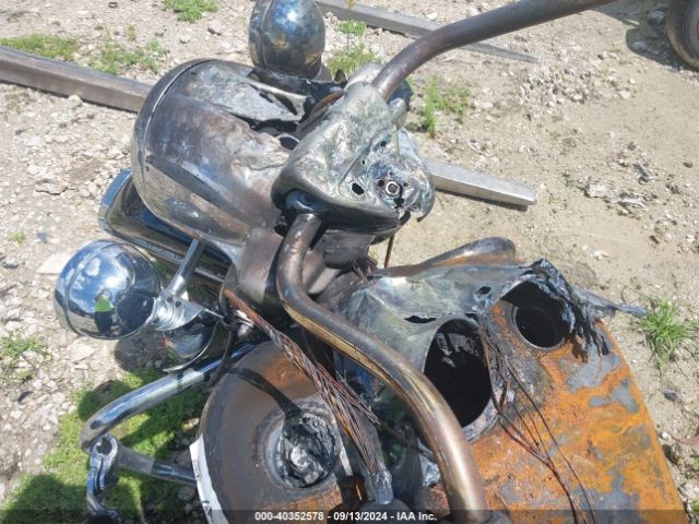 2016 HARLEY-DAVIDSON FLHR 1HD1FBM19GB669298 Photo 6