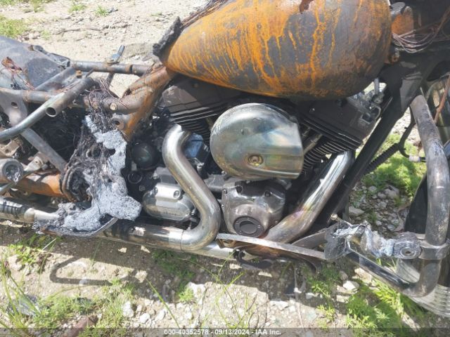 2016 HARLEY-DAVIDSON FLHR 1HD1FBM19GB669298 Photo 7